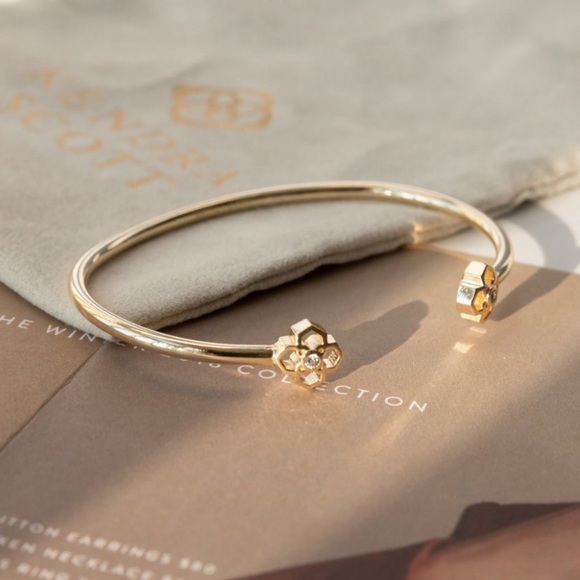 Kendra Scott Rue Cuff Bracelet In Gold - Picture 1 of 4